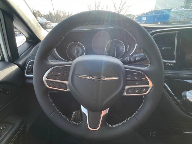 2026 Chrysler Pacifica Select AWD
