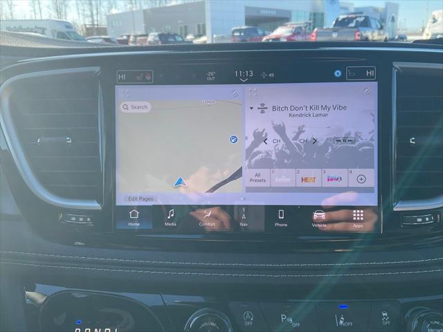 2026 Chrysler Pacifica Select AWD