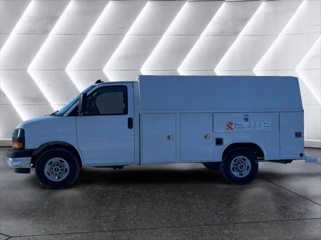 2026 GMC Savana Cutaway Work Van