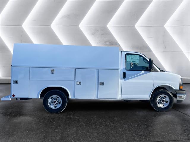 2026 GMC Savana Cutaway Work Van