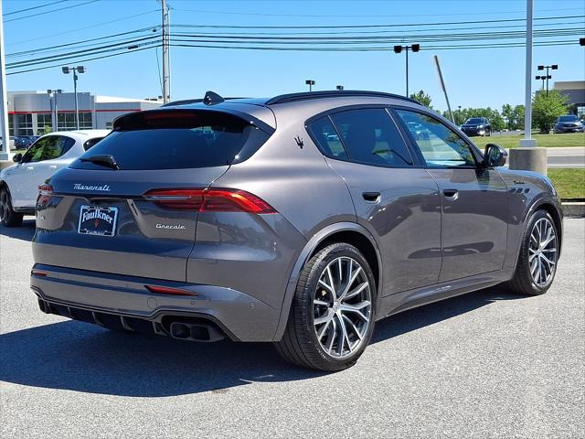 2026 Maserati Grecale Modena