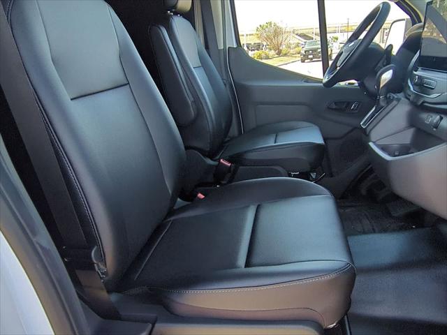 2026 Ford Transit Cargo Van T-250 148 Med Rf 9150 GVWR RWD