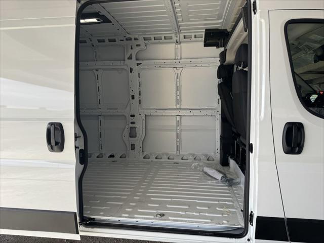 2026 Ram ProMaster Cargo Van Tradesman High Roof 159" WB EXT w/Pass Seat