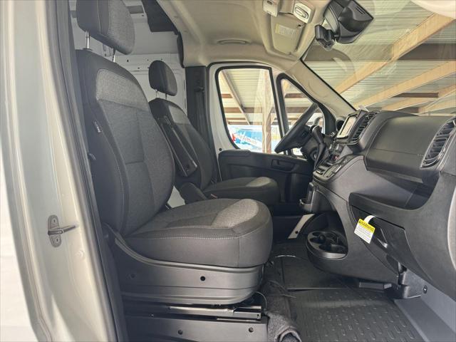 2026 Ram ProMaster Cargo Van Tradesman High Roof 159" WB EXT w/Pass Seat