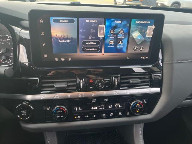 2026 Nissan Pathfinder SV