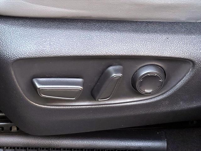 2024 Toyota Sienna XLE [10]