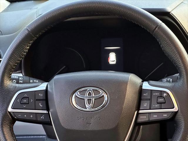 2024 Toyota Sienna XLE [16]