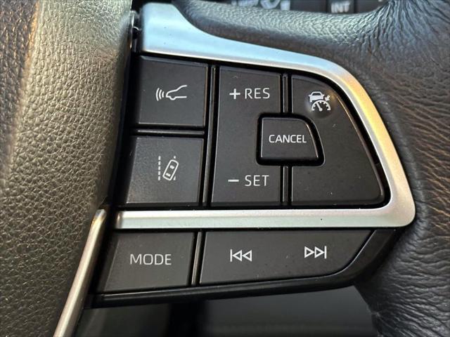 2024 Toyota Sienna XLE [20]