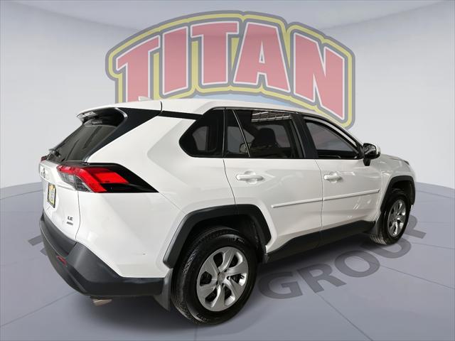 2023 Toyota RAV4 LE [2]