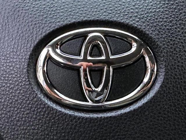 2023 Toyota RAV4 LE [20]