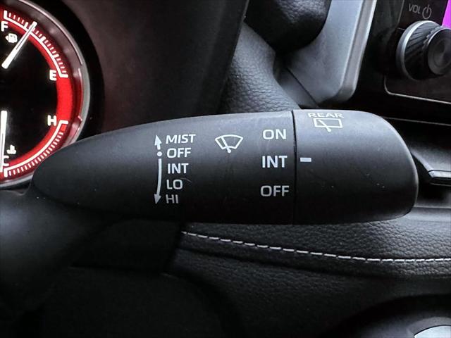 2023 Toyota RAV4 LE [26]