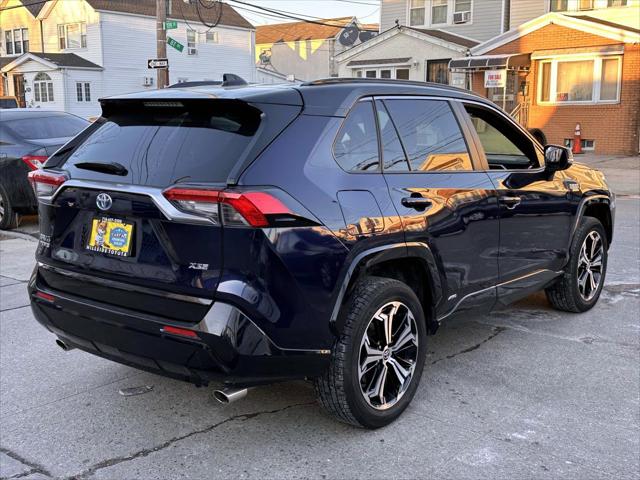 2023 Toyota RAV4 Prime XSE [4]