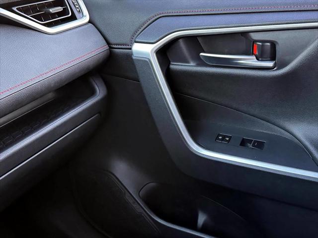 2023 Toyota RAV4 Prime XSE [25]