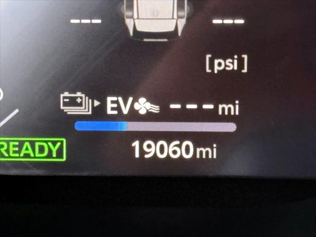 2023 Toyota RAV4 Prime XSE [28]