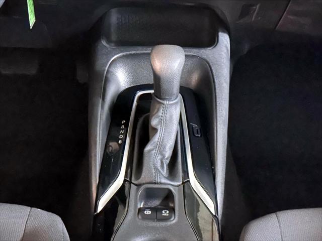 2021 Toyota Corolla LE [17]