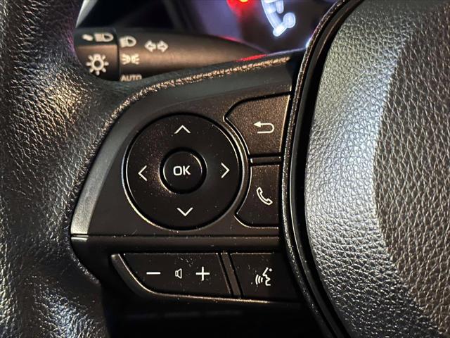 2021 Toyota Corolla LE [19]