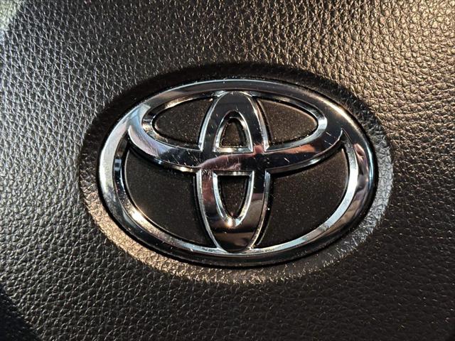 2021 Toyota Corolla LE [21]