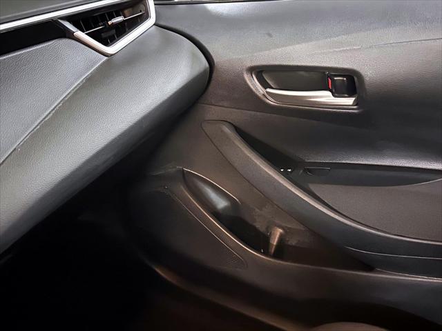 2021 Toyota Corolla LE [22]