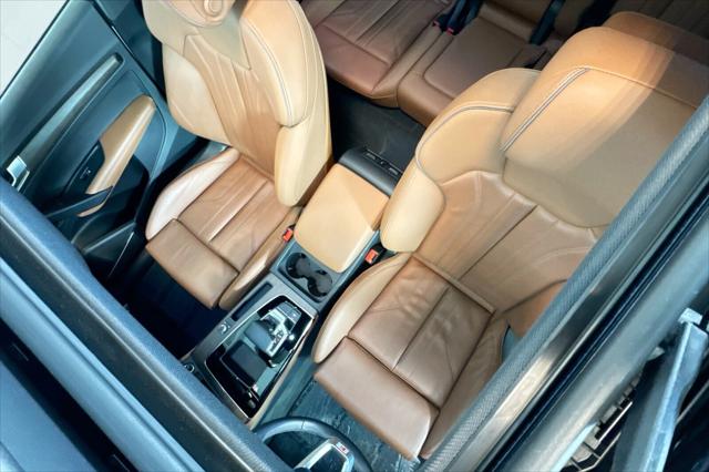 2025 Audi Q5 Premium Plus 55 TFSI e S line quattro S tronic