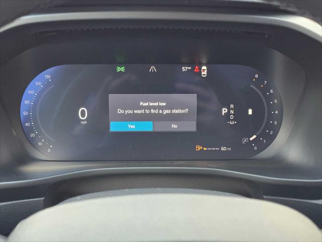 2026 Volvo XC40 Plus, B5 AWD Gas (mild hybrid), Dark