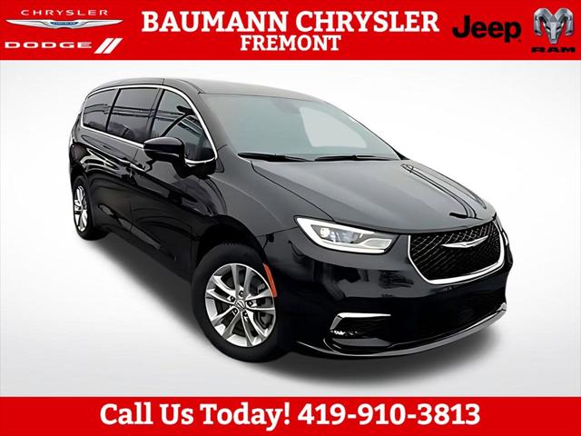 2026 Chrysler Pacifica Select AWD for sale in Freemont, OH