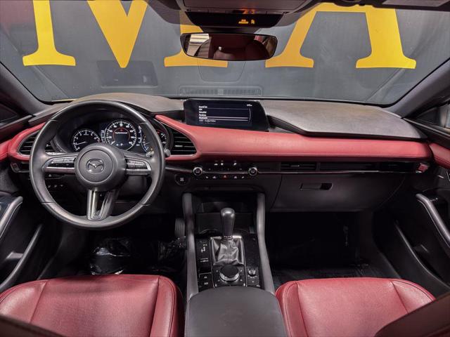 2019 Mazda Mazda3 Premium Package