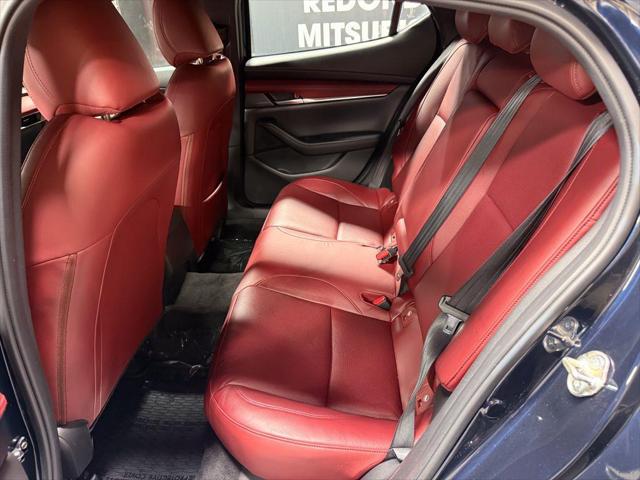 2019 Mazda Mazda3 Premium Package