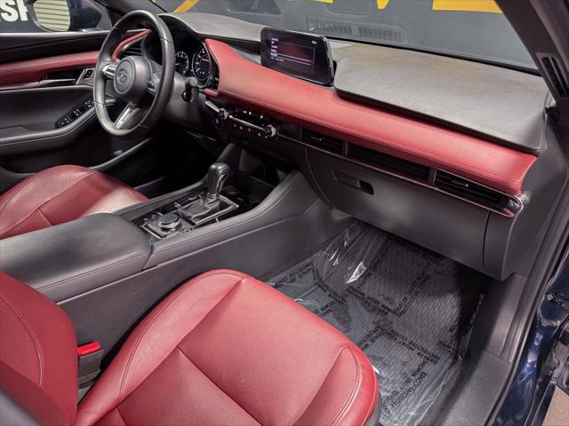 2019 Mazda Mazda3 Premium Package