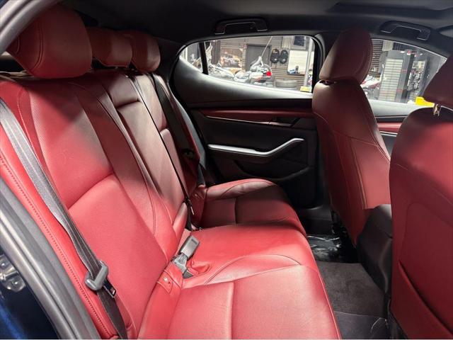 2019 Mazda Mazda3 Premium Package