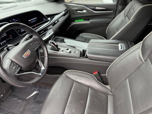 2024 Cadillac Escalade Sport - Photo 13