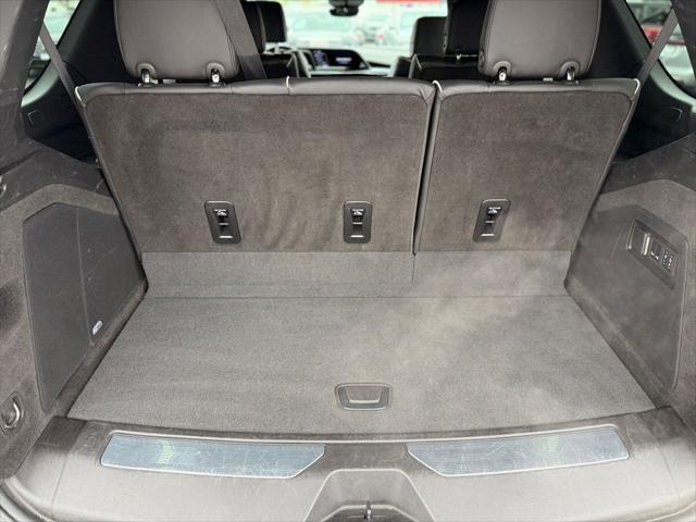 2024 Cadillac Escalade Sport - Photo 16