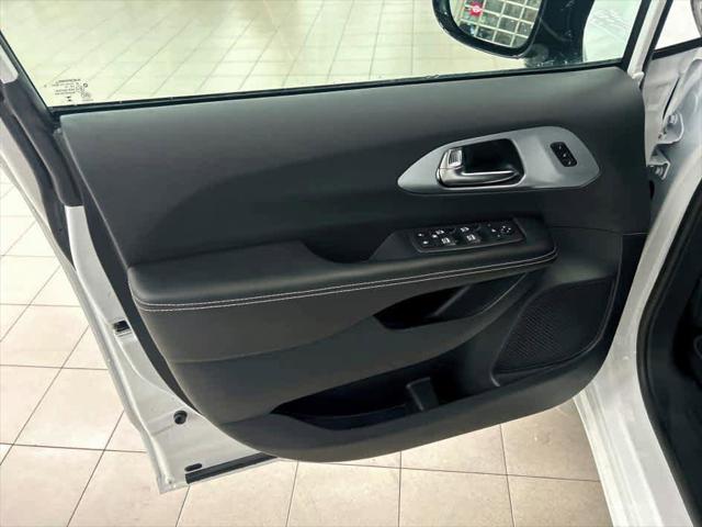 2026 Chrysler Pacifica Limited AWD