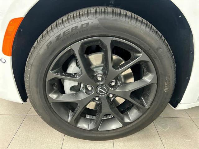 2026 Chrysler Pacifica Limited AWD