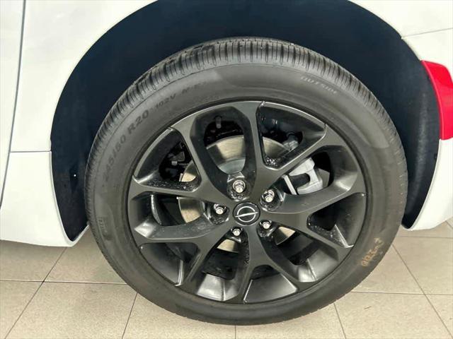 2026 Chrysler Pacifica Limited AWD