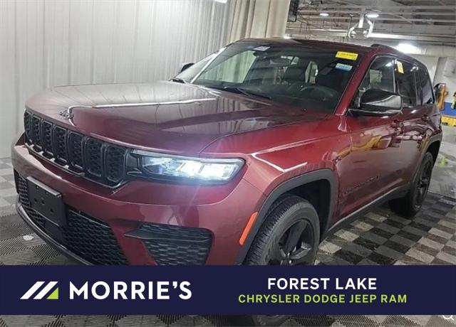 2023 Jeep Grand Cherokee Altitude 4x4 2023 Jeep Grand Cherokee Altitude 4x4