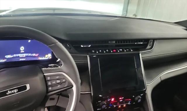 2023 Jeep Grand Cherokee Altitude 4x4 2023 Jeep Grand Cherokee Altitude 4x4