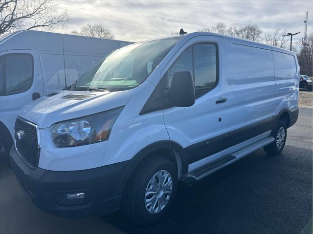 2024 Ford Transit-250 Cargo Van 2024 Ford Transit-250 Cargo Van