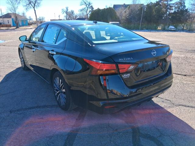 2025 Nissan Altima SV FWD
