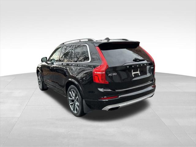 2018 Volvo XC90 T6 Momentum