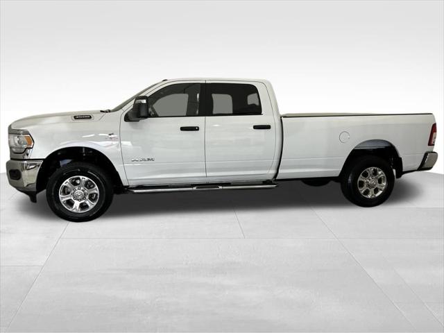 2024 RAM 3500 Big Horn Crew Cab 4x4 8 Box