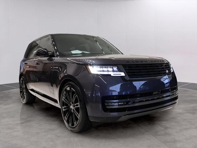 2025 Land Rover Range Rover P530 SE