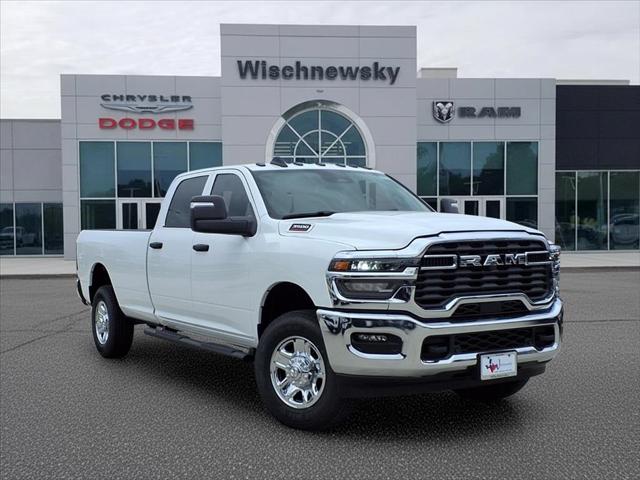 2026 RAM Ram 3500 RAM 3500 TRADESMAN CREW CAB 4X4 8 BOX