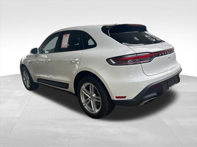 2024 Porsche Macan Base