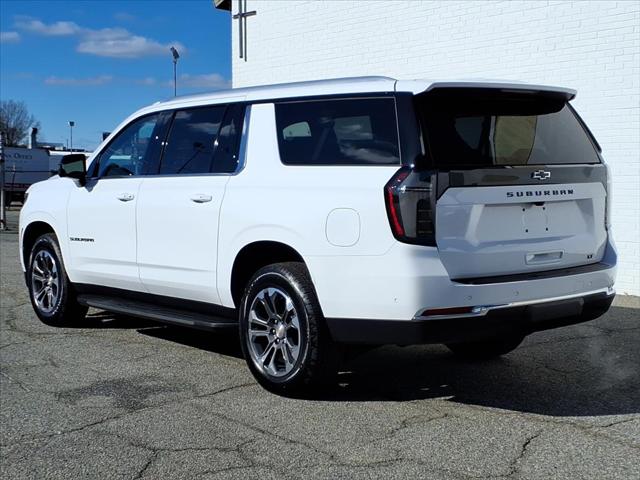 2026 Chevrolet Suburban LT, 4WD