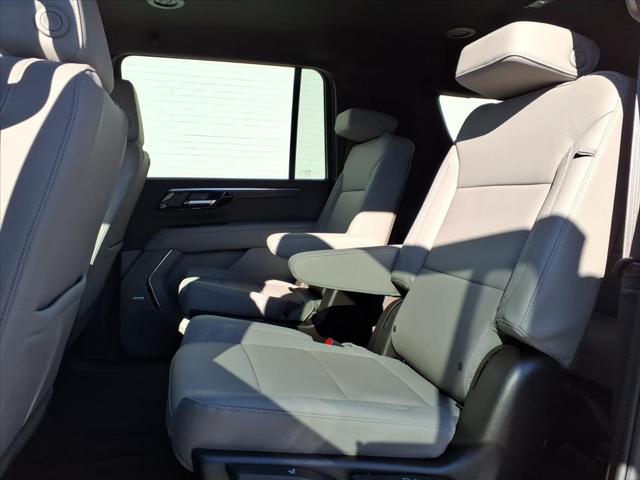 2026 Chevrolet Suburban LT, 4WD