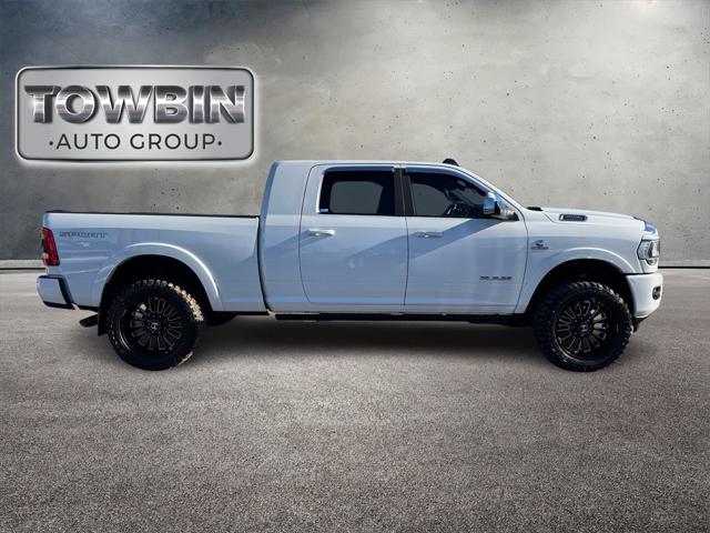 2022 RAM 3500 Laramie Mega Cab 4x4 64 Box