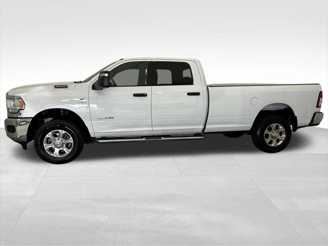 2024 RAM 3500 Big Horn Crew Cab 4x4 8 Box