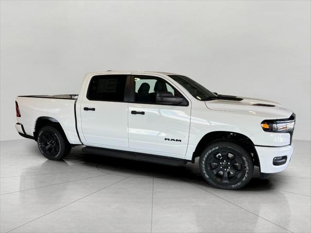 2026 RAM Ram 1500 RAM 1500 EXPRESS CREW CAB 4X4 57 BOX