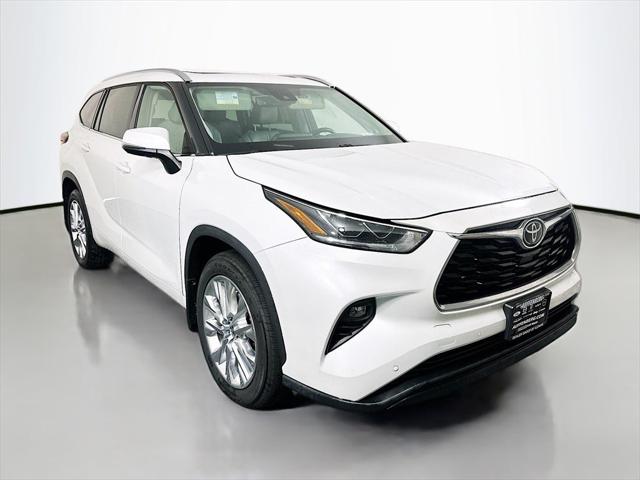 2022 Toyota Highlander Limited