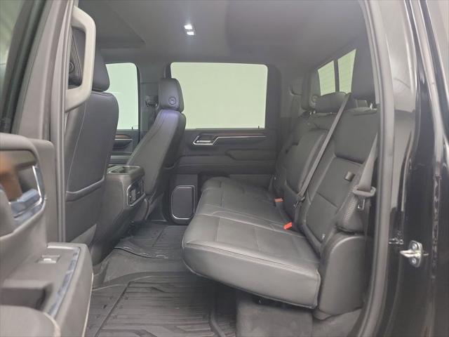 2024 GMC Sierra 3500HD 4WD Crew Cab Standard Bed Denali
